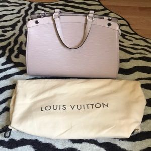 Authentic Louis Vuitton Breda MM Epi Dune Bag